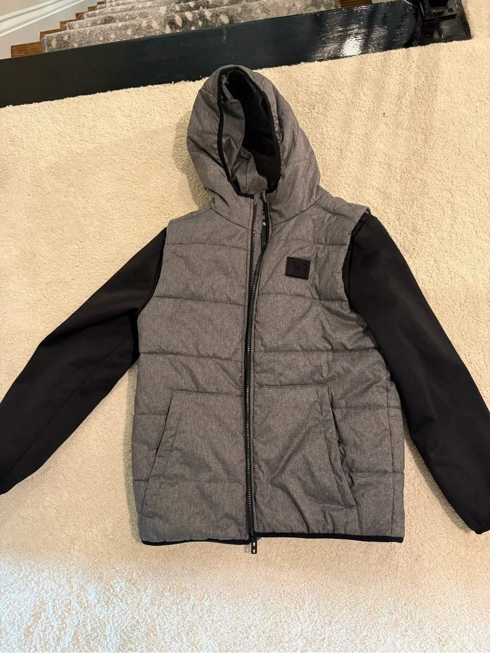 Under Armour Heather Gray Hooded Quilted Vest
